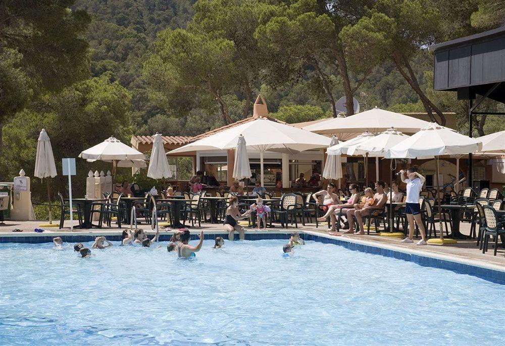 Globales Montemar Hotel Cala Llonga  Bagian luar foto