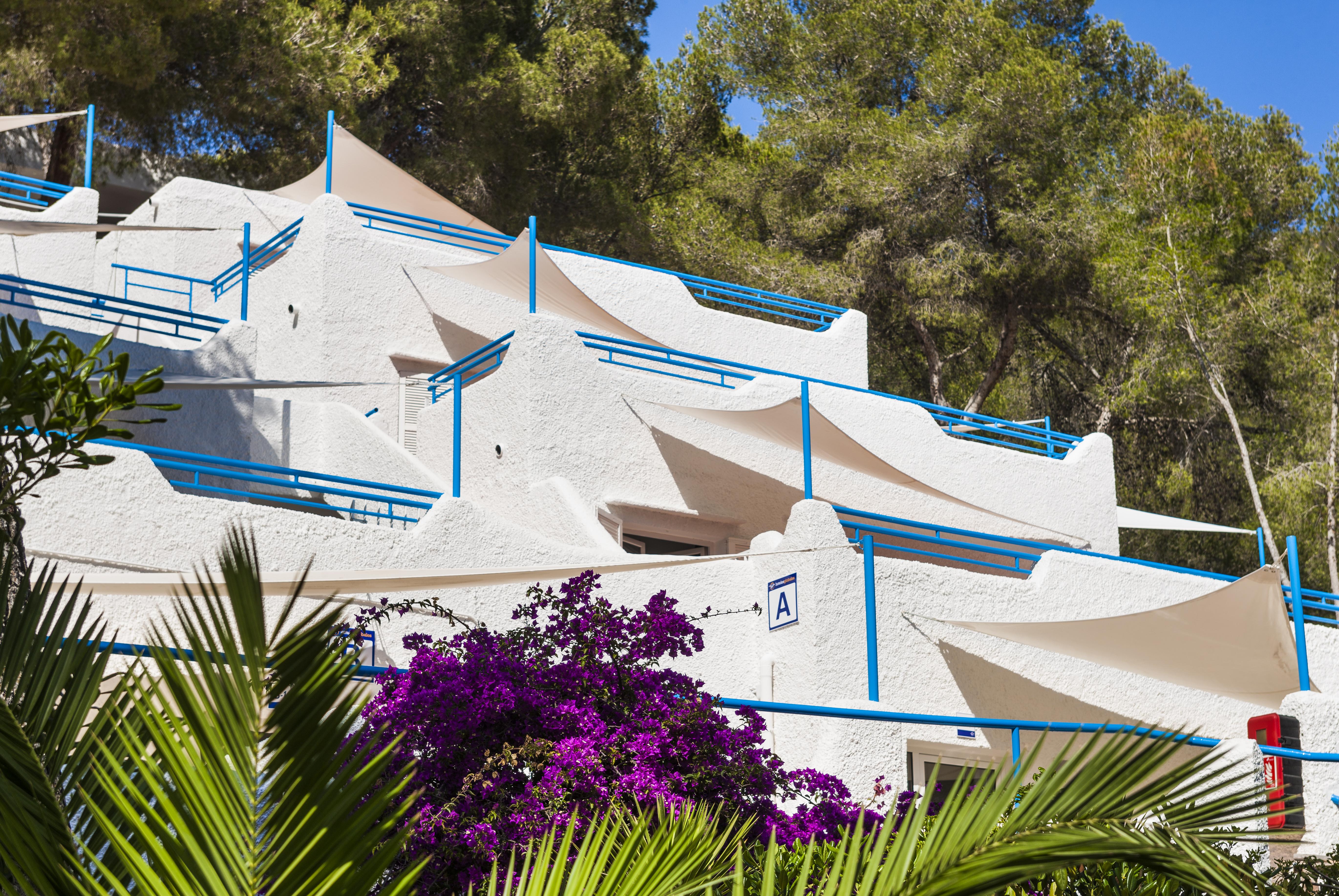 Globales Montemar Hotel Cala Llonga  Bagian luar foto