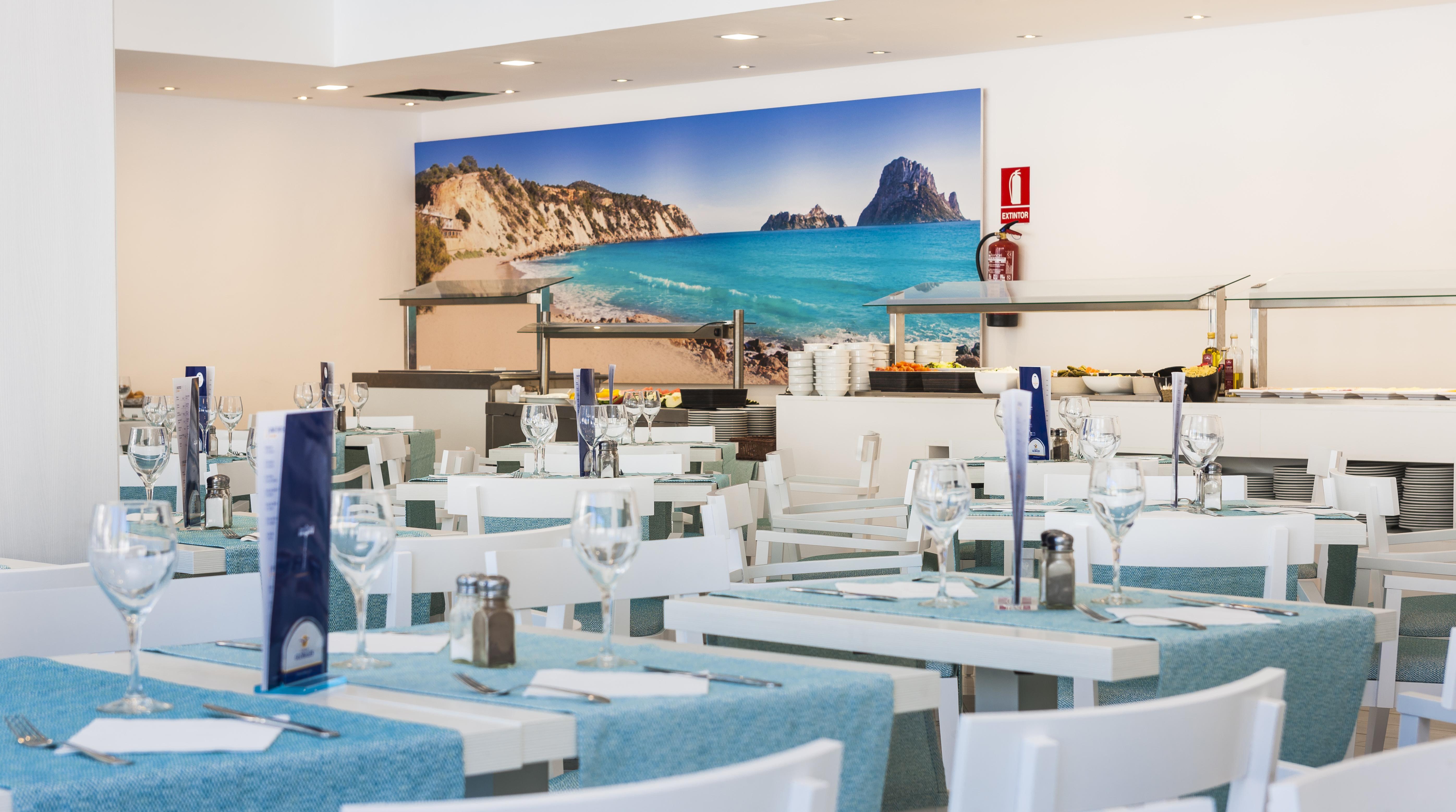 Globales Montemar Hotel Cala Llonga  Bagian luar foto