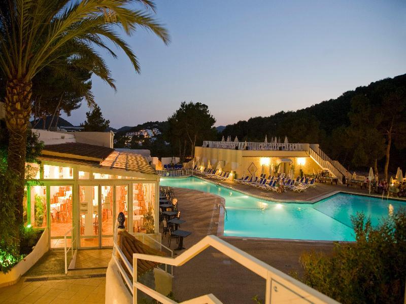Globales Montemar Hotel Cala Llonga  Bagian luar foto